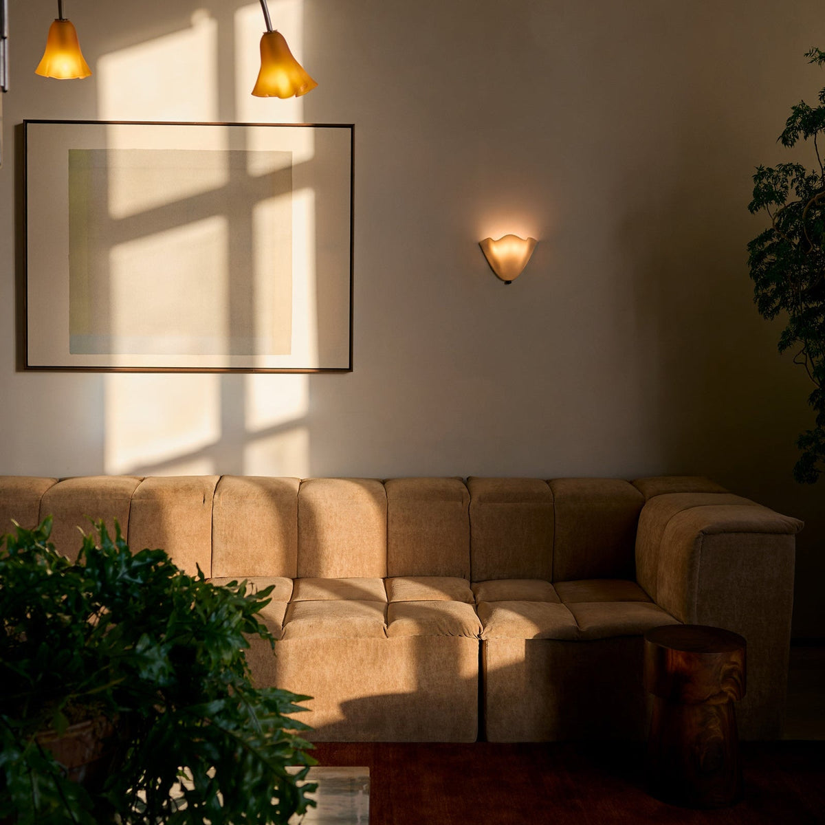 Wall Light Textured Glass Shell Design | LED